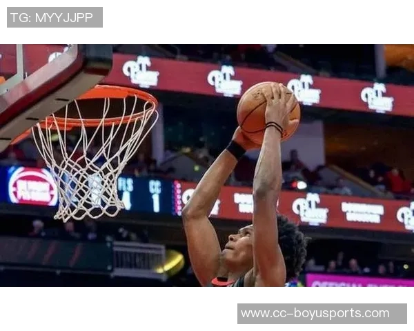 奥拉朱旺透露文班亚马渴望学习脚步技巧并愿意向他请教秘诀 奥拉朱旺透露文班亚马渴望学习脚步技巧并愿意向他请教秘诀