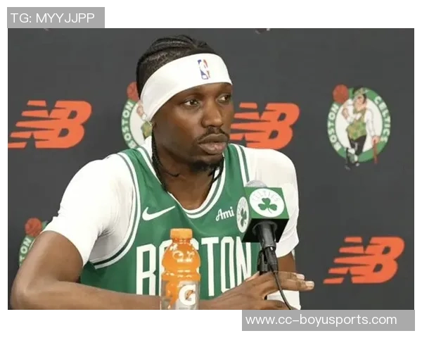 布歇分享球队氛围感受：竞争如战斗般激烈让我倍感振奋