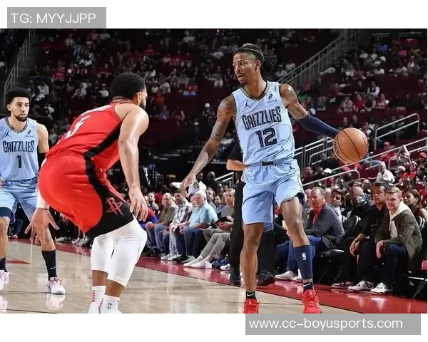 火箭半场领先灰熊9分阿门表现出色申京贡献全面莫兰特状态低迷 火箭半场领先灰熊9分阿门表现出色申京贡献全面莫兰特状态低迷