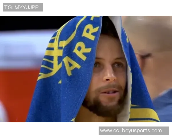 库里赛季初表现惊艳场均333分助攻和抢断数据同样出色