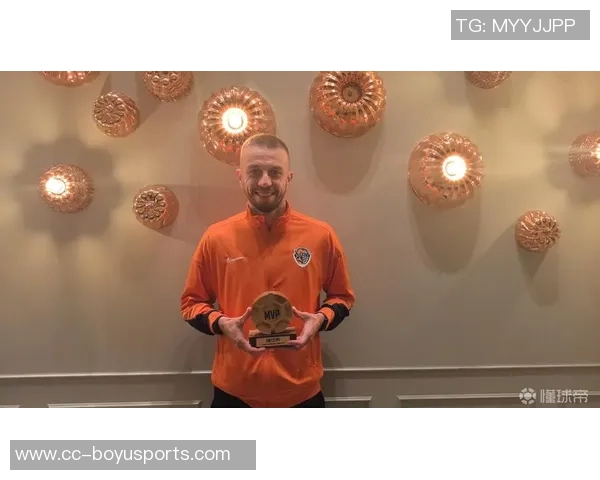 萨里奇三射一传助力海牛逆转国安荣膺中超最佳球员称号 萨里奇三射一传助力海牛逆转国安荣膺中超最佳球员称号