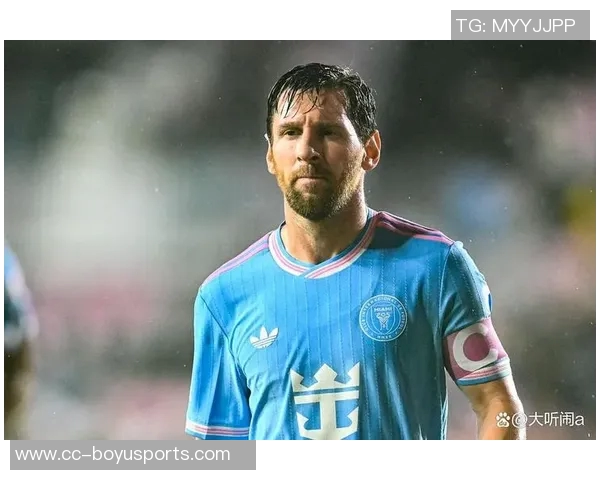 雷吉隆感慨与梅西共事的奇妙体验与队友热情欢迎超出预期